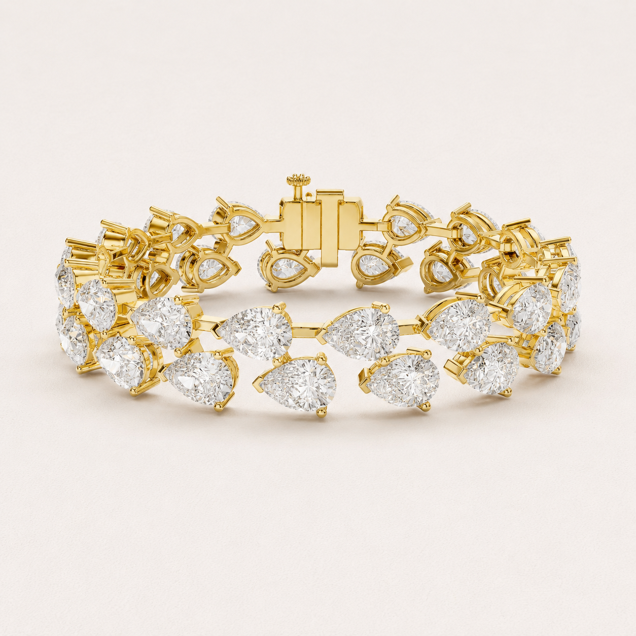 The Avelisse 26.52 CT Diamond Bracelet | Gold