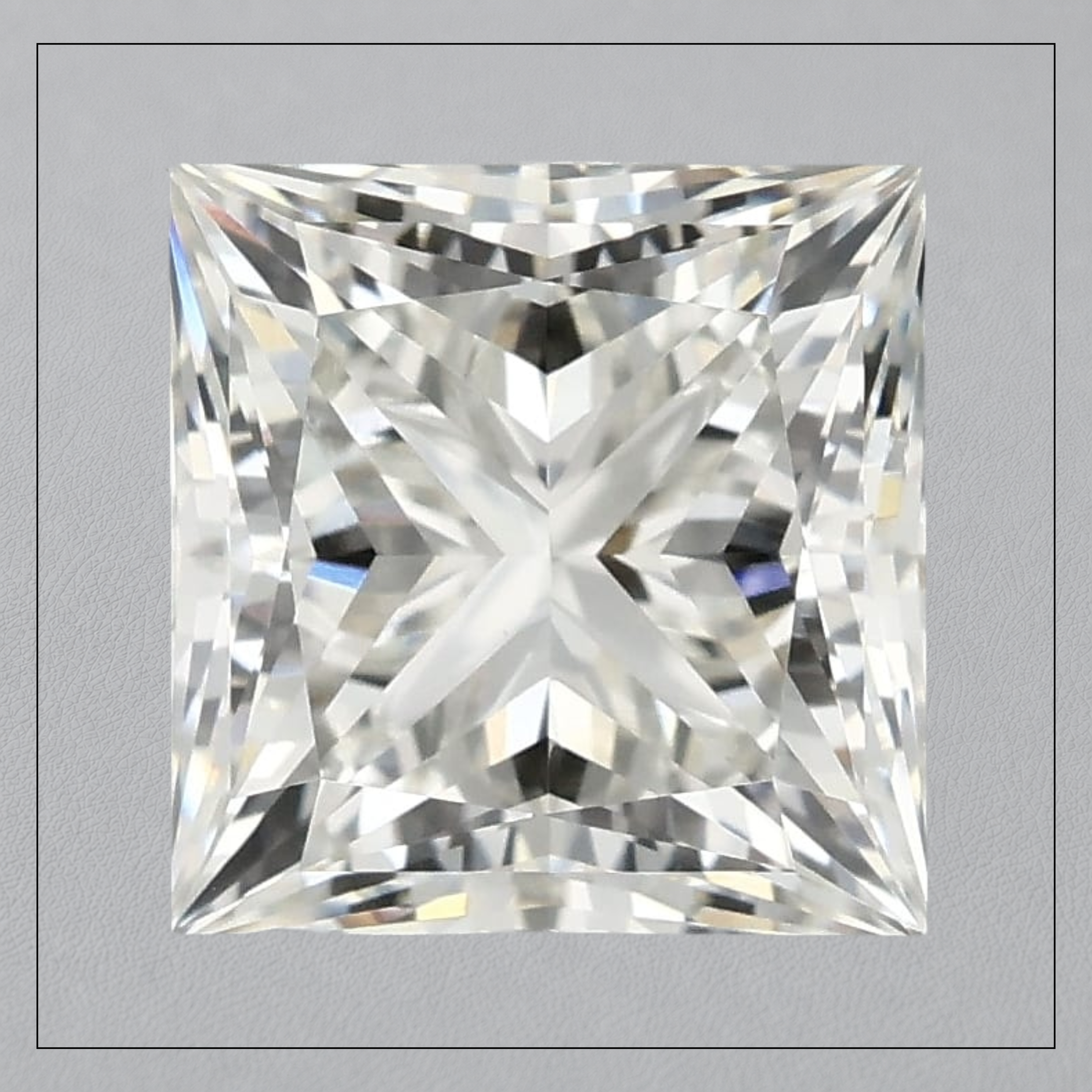 2.5 CT VVS2 G Princess Lab Grown Diamond