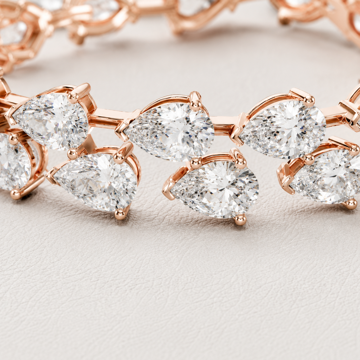 The Avelisse 26.52 CT Diamond Bracelet | Rose Gold
