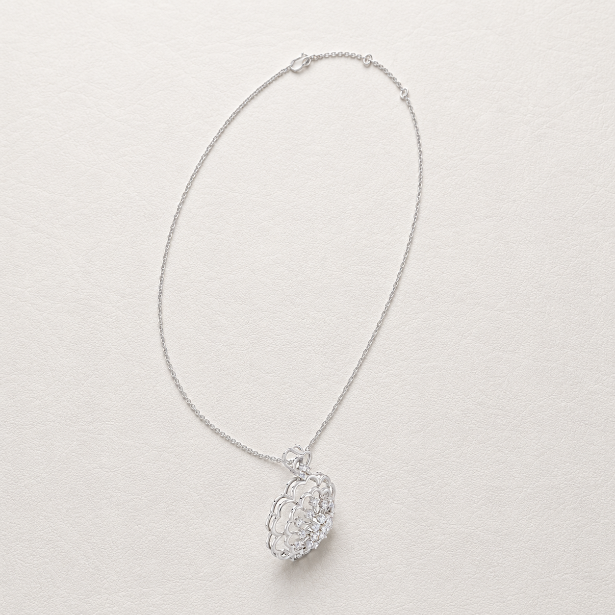 | White Gold, Platinum