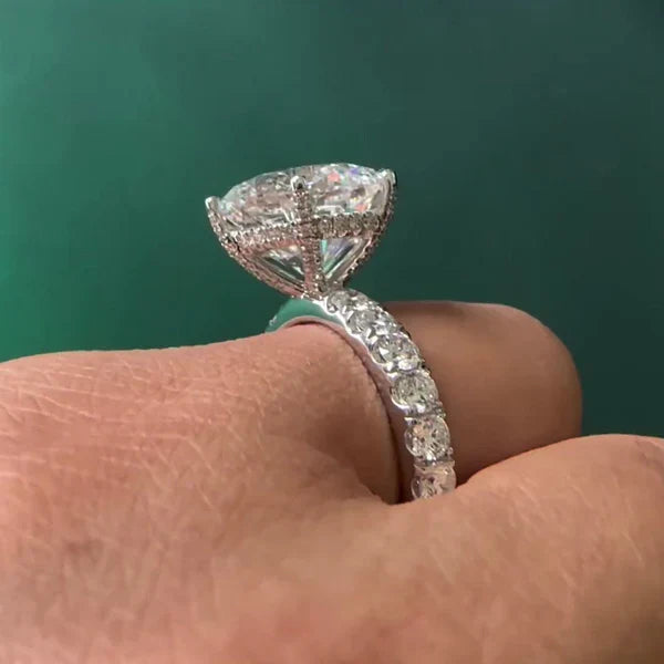 Round 10.50tcw Lab Diamond Scalloped Pavé Ring | IGI Certified | D-E-F | VVS–VS