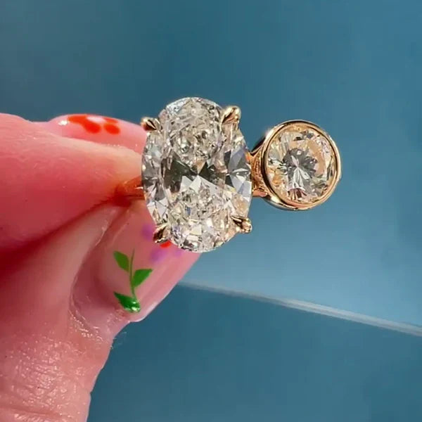 4.00tcw Oval & Round Lab Diamond Bezel Engagement Ring | IGI Certified | Toi Et Moi Design